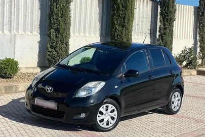 2010' Toyota Yaris