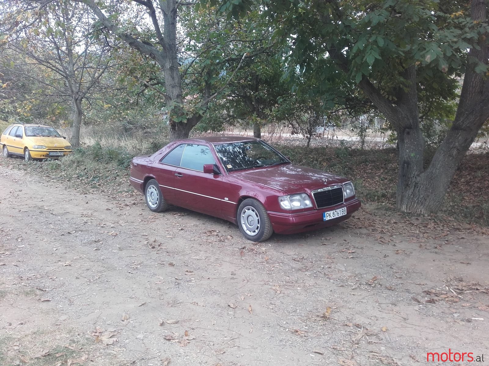 1994' Mercedes-Benz 220E Coupe photo #1