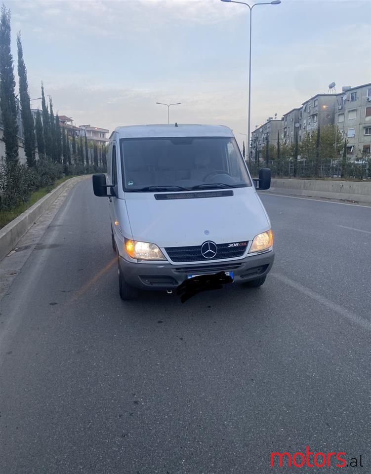 2006' Mercedes-Benz 220 photo #1