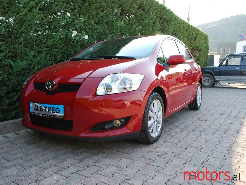 2007' Toyota Auris photo #5