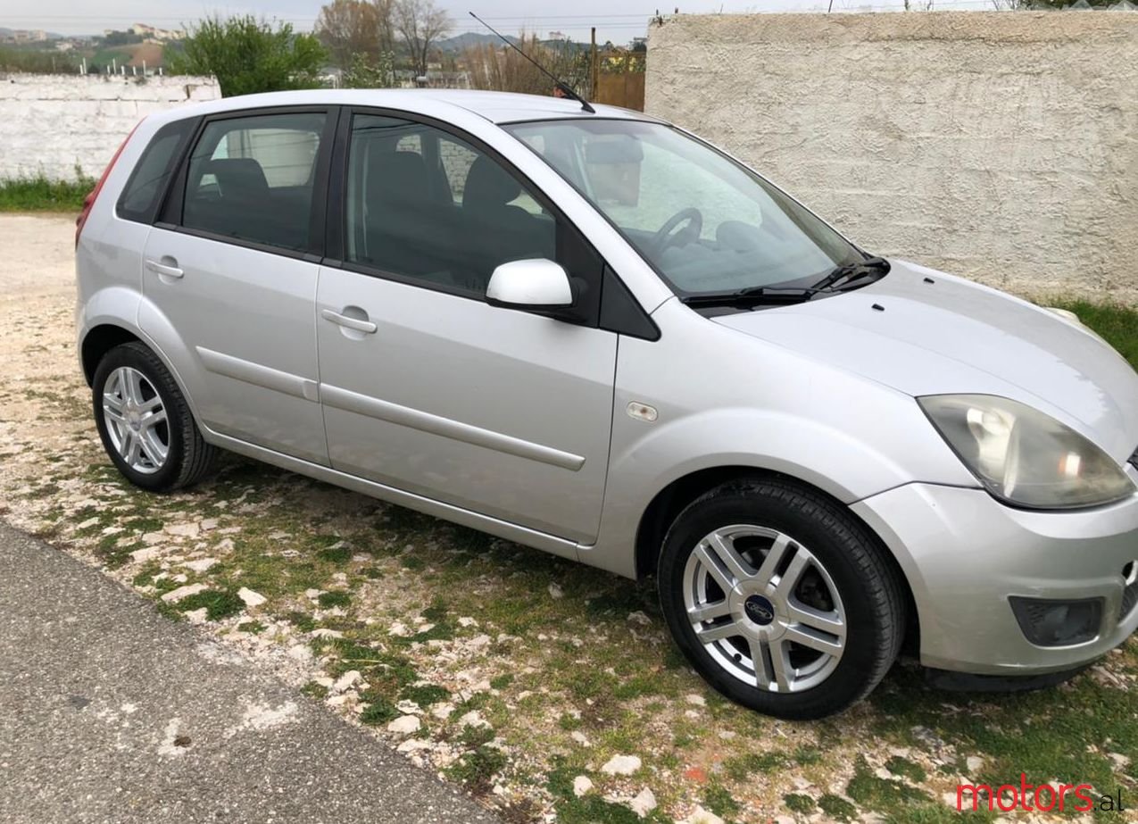 2008' Ford Focus photo #1