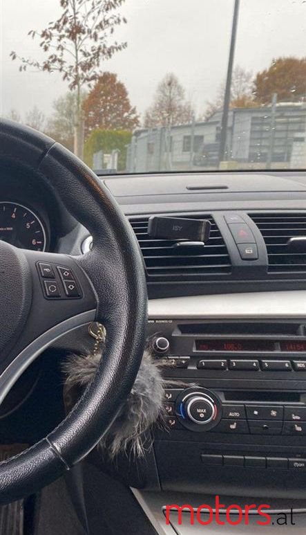 2011' BMW 116 photo #2