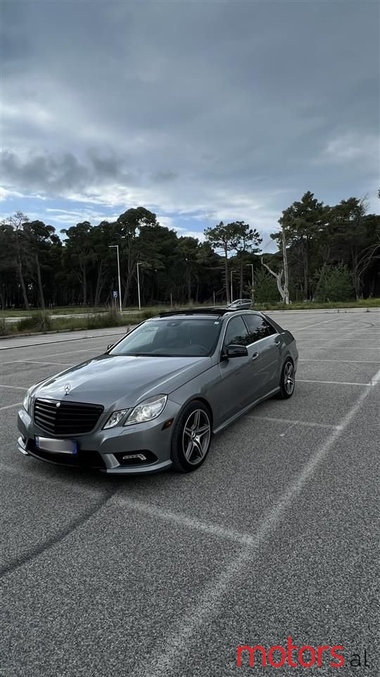2010' Mercedes-Benz E 350 photo #6