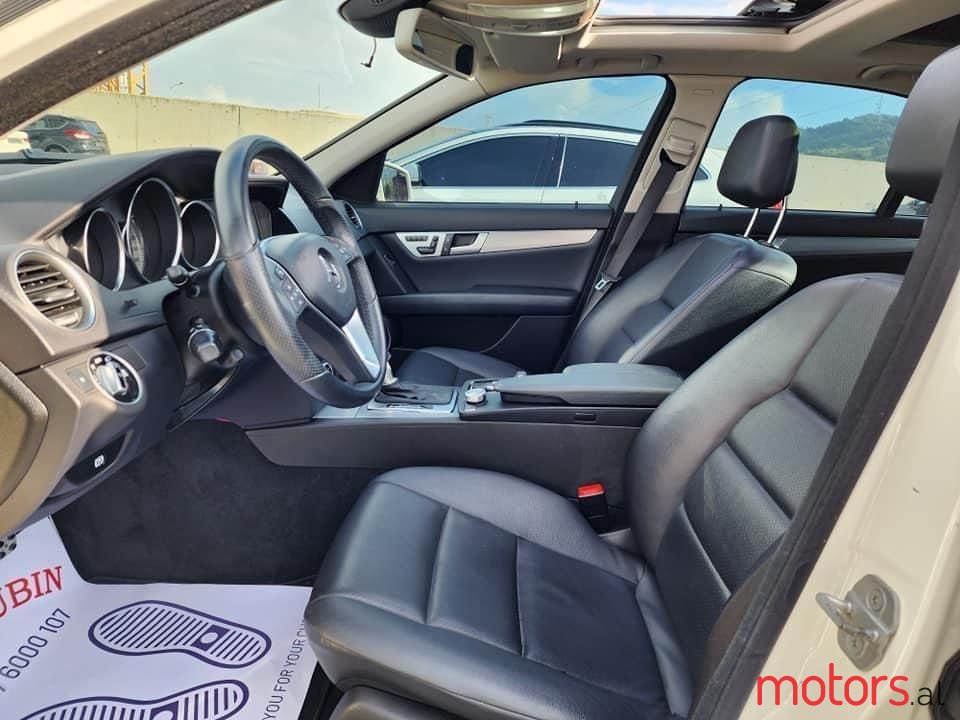 2013' Mercedes-Benz C 220 photo #5