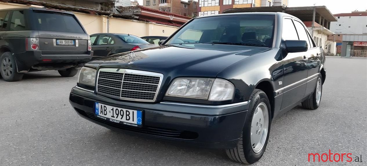 1997' Mercedes-Benz 220 photo #1