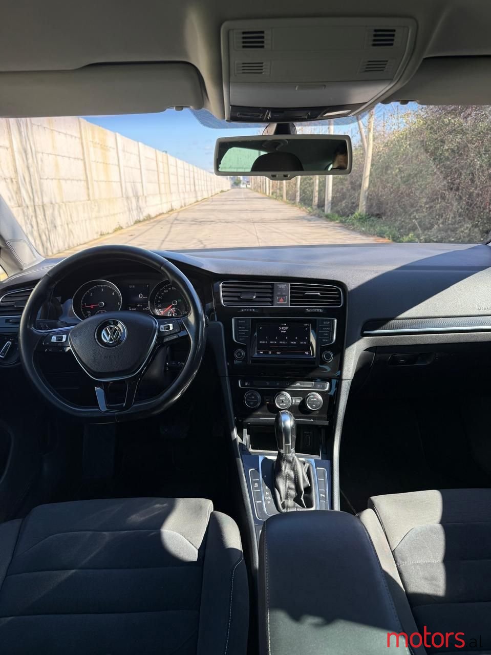 2013' Volkswagen Golf photo #4