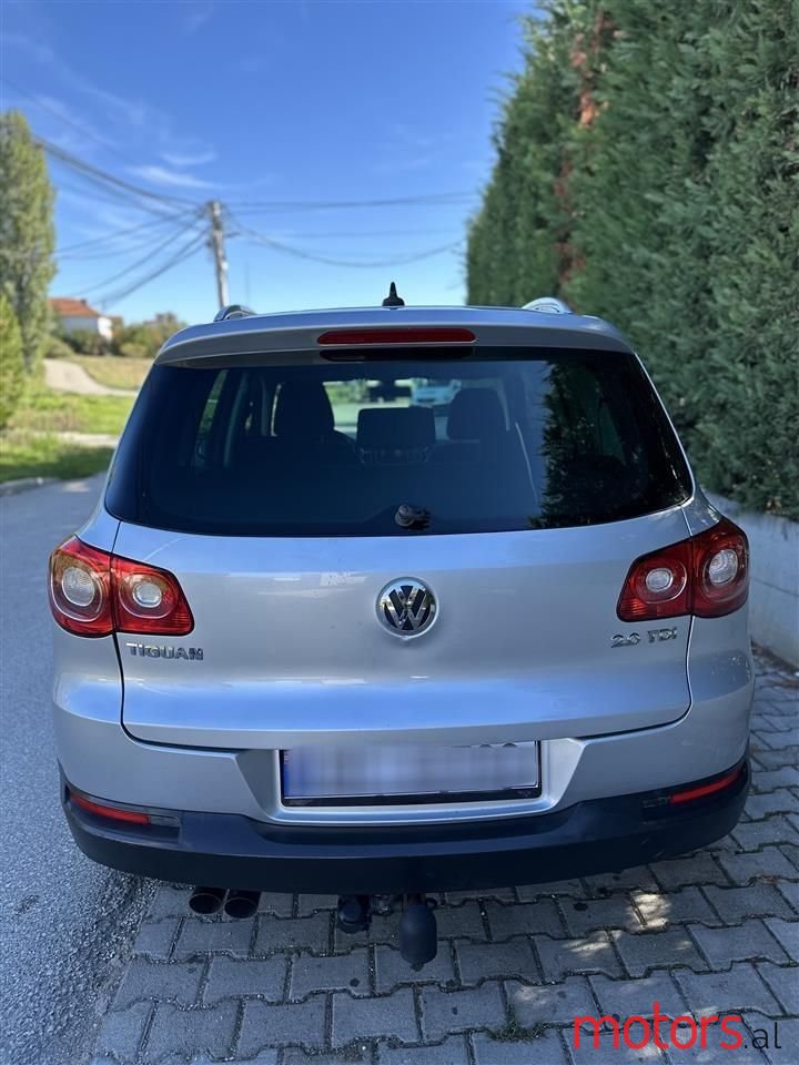 2008' Volkswagen Tiguan photo #2