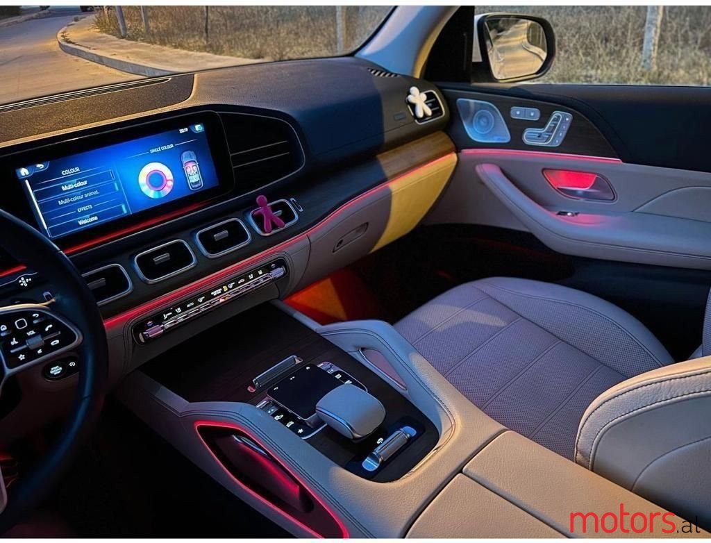 2020' Mercedes-Benz GLE 400 photo #4