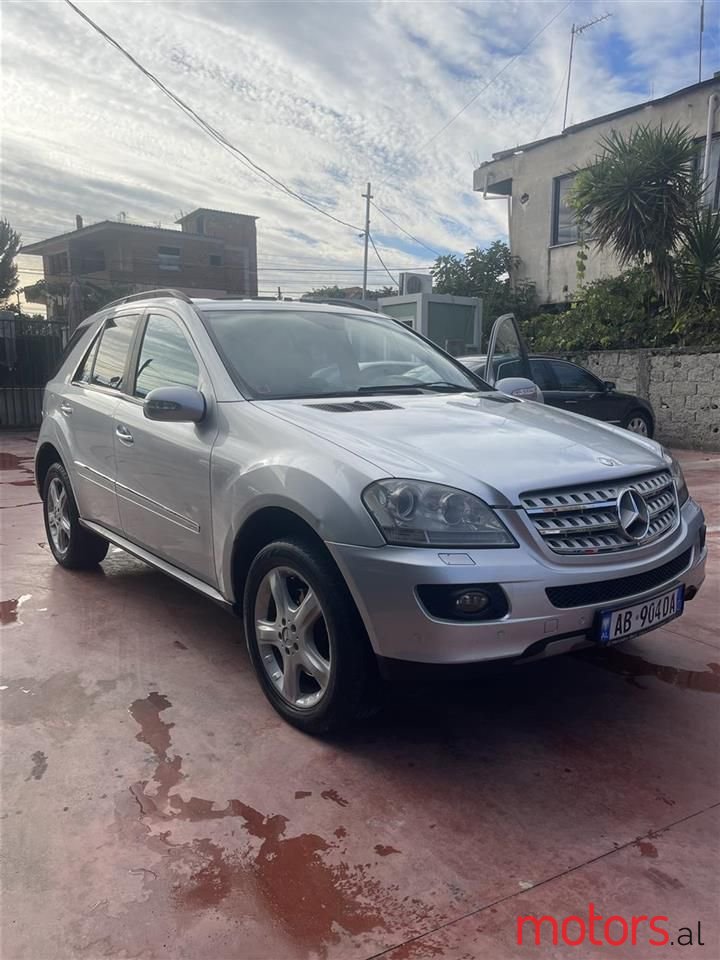 2008' Mercedes-Benz ML 320 photo #5
