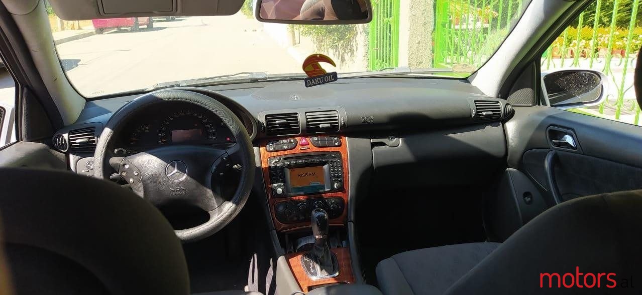 2003' Mercedes-Benz 220 photo #6