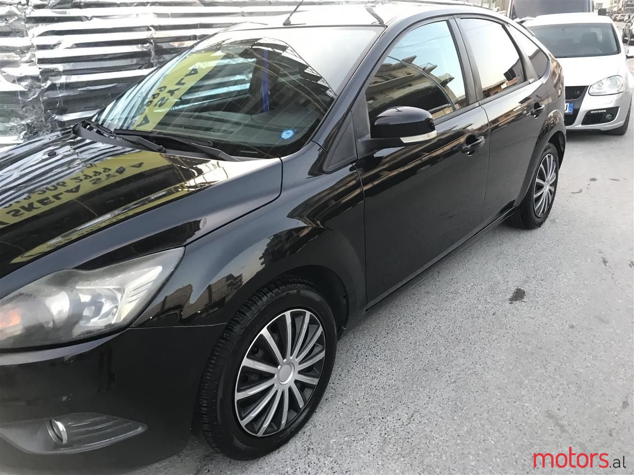 2009' Ford Focus photo #1