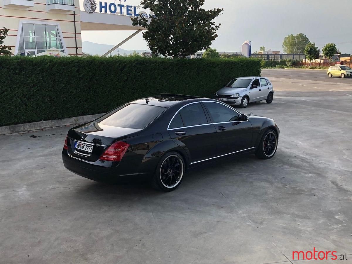 2009' Mercedes-Benz S 320 photo #4