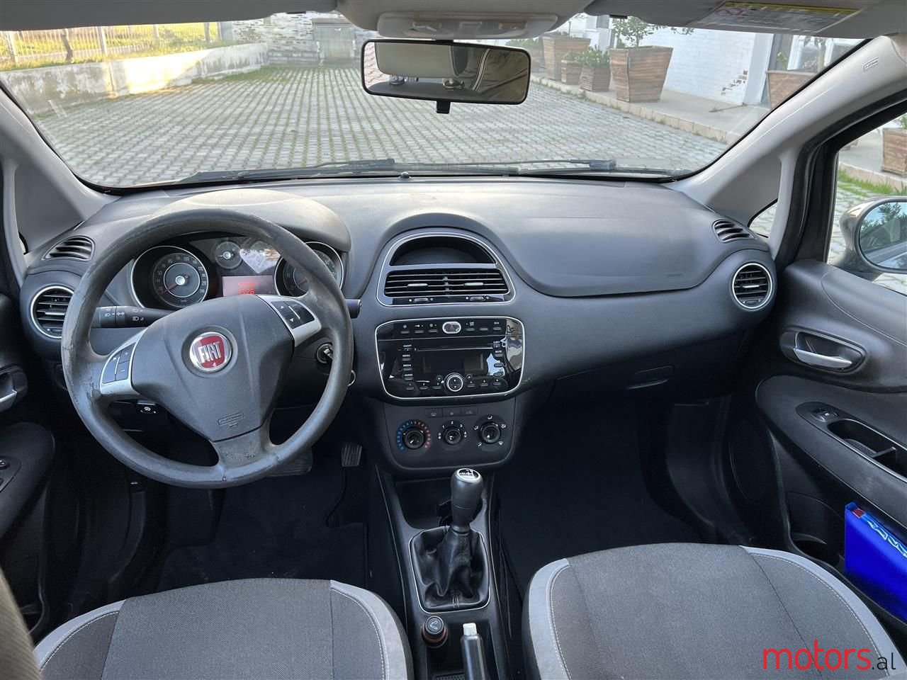 2012' Fiat Grande Punto photo #5