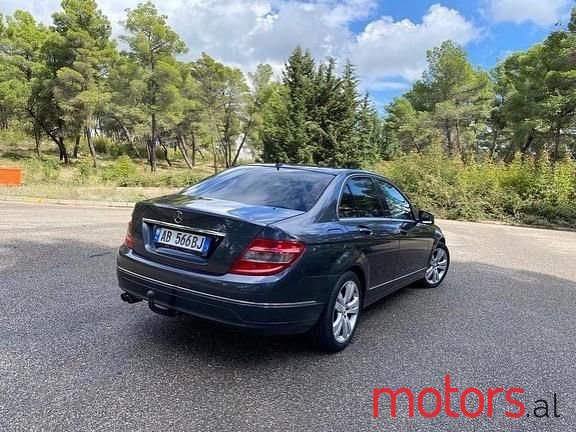 2010' Mercedes-Benz C 220 photo #6