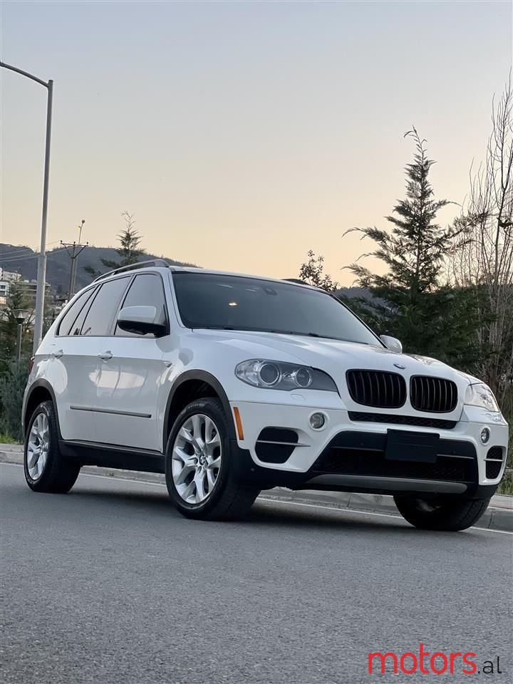 2012' BMW X5 photo #1