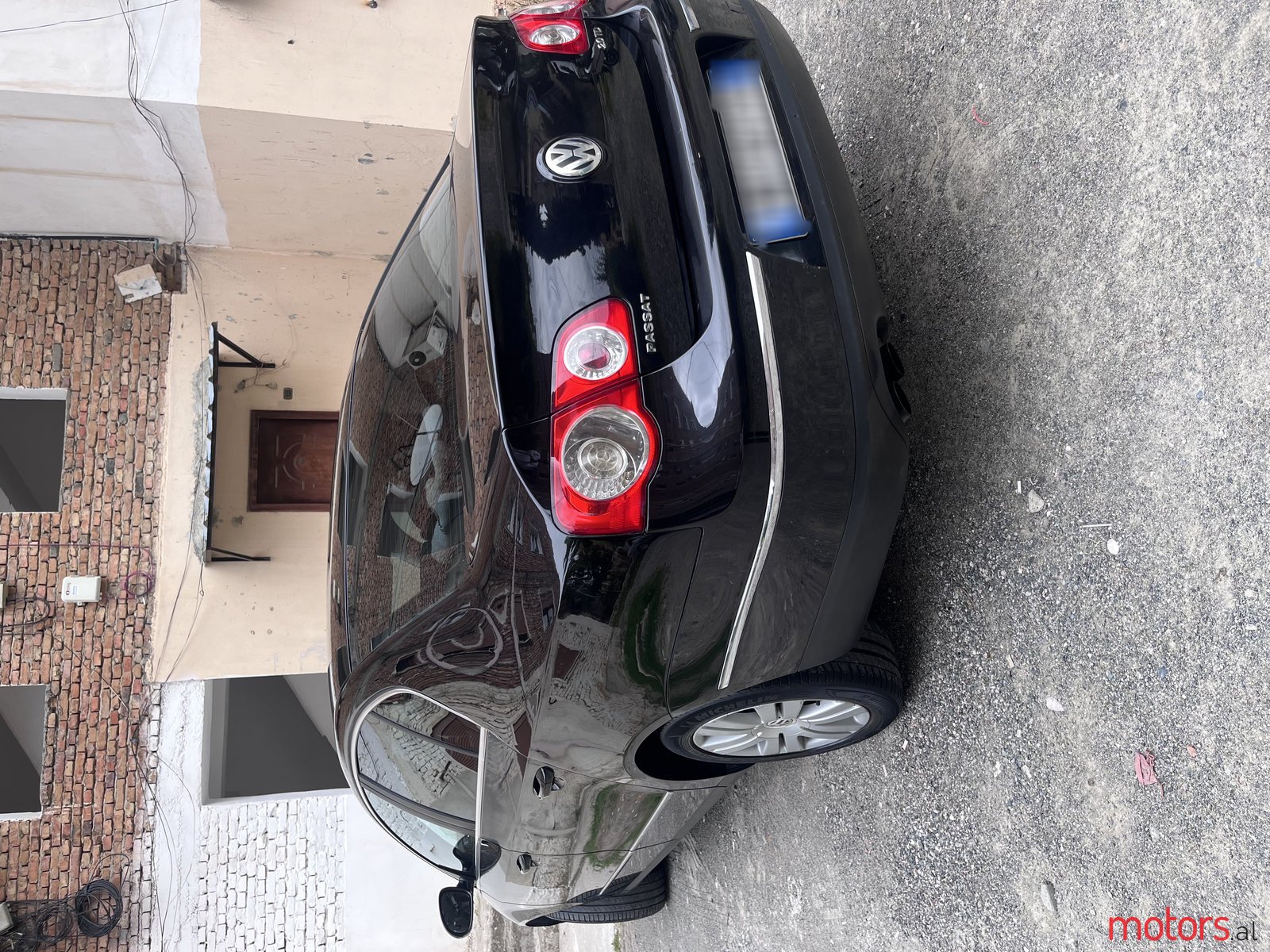 2005' Volkswagen Passat photo #2