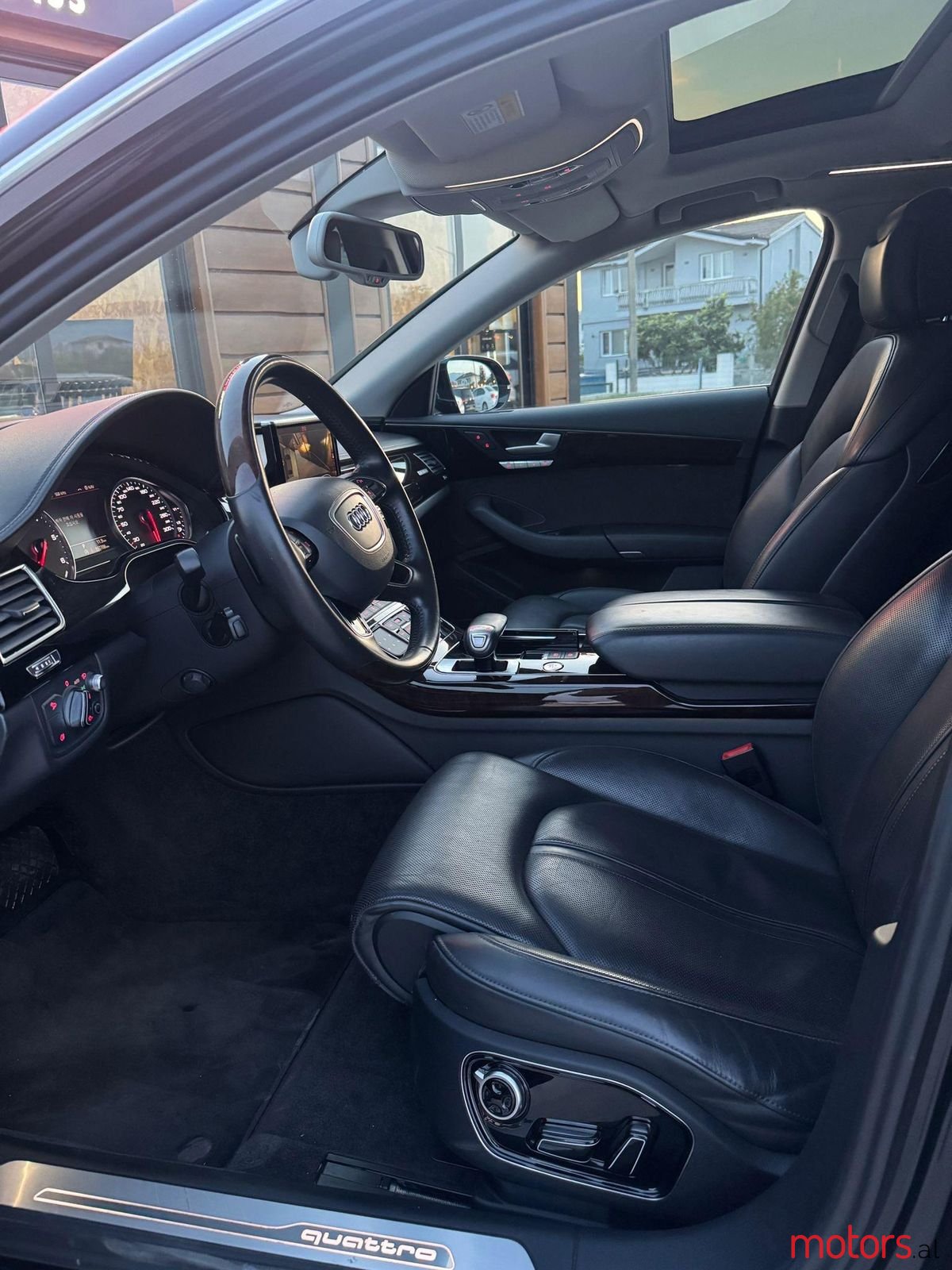 2015' Audi A8 photo #5