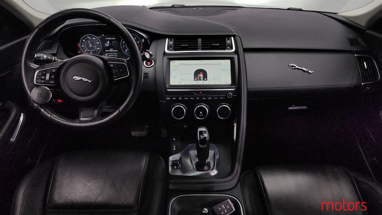 2014' Jaguar E-Pace photo #2