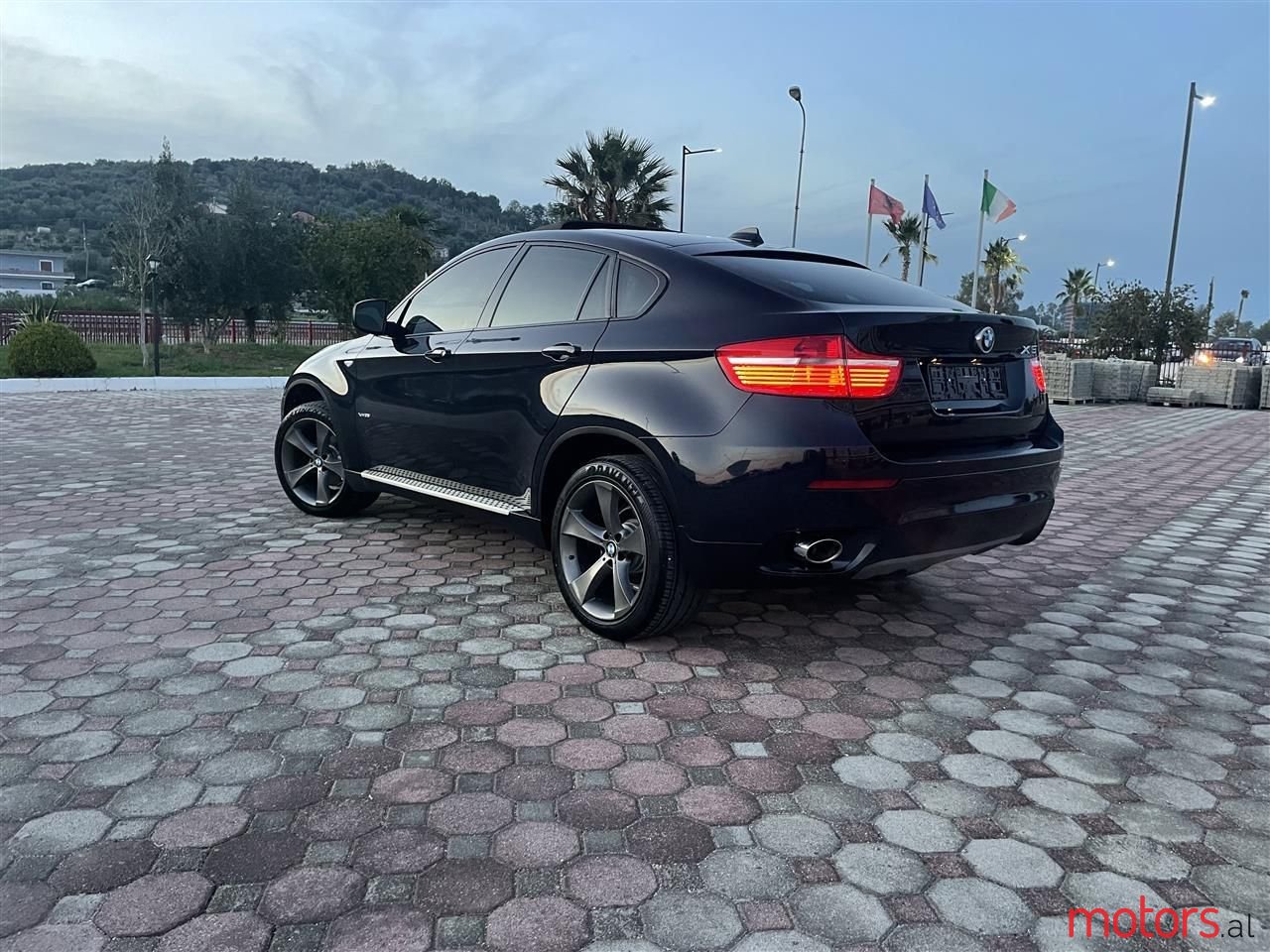 2011' BMW X6 photo #5