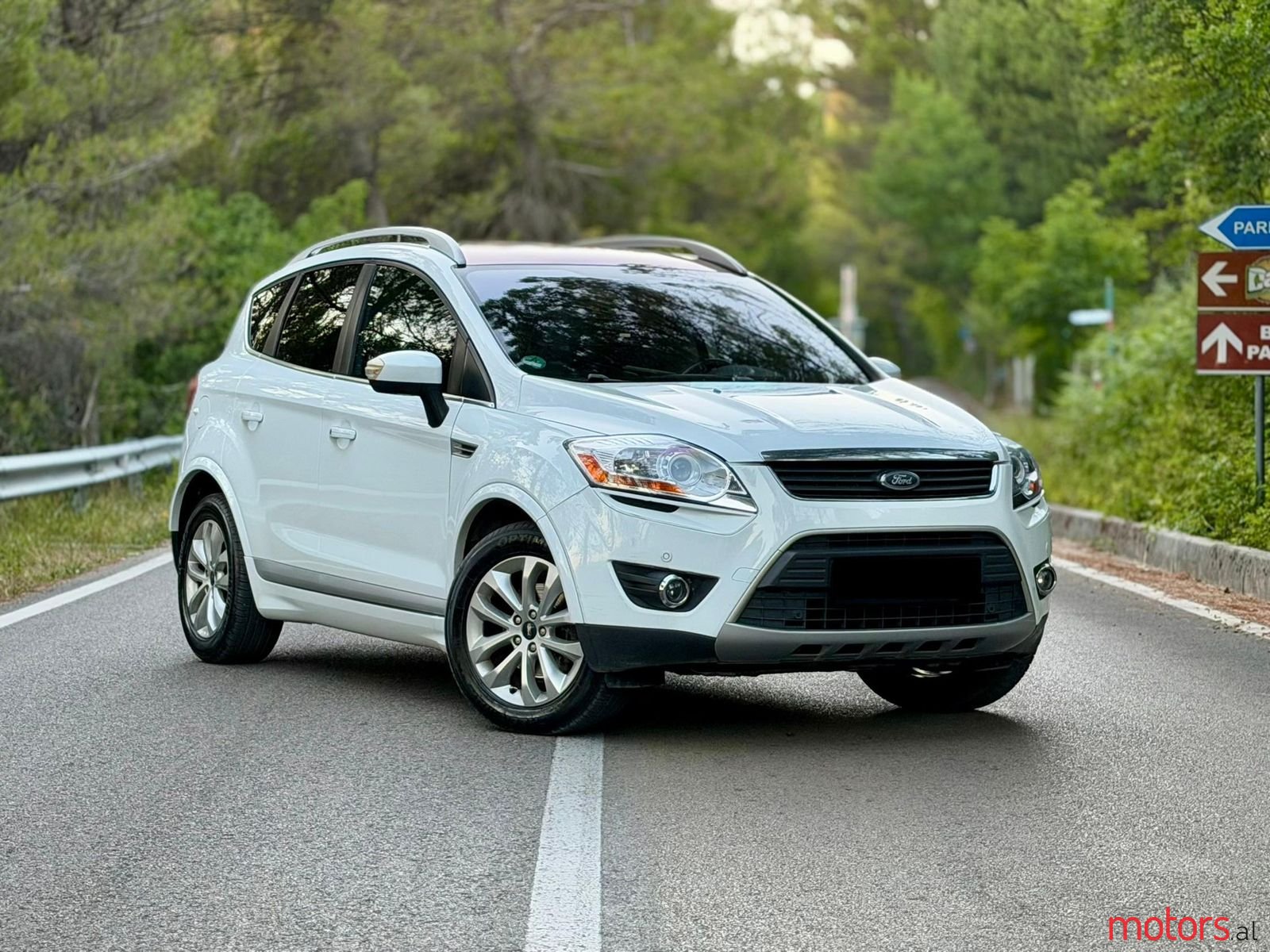 2010' Ford Kuga photo #1