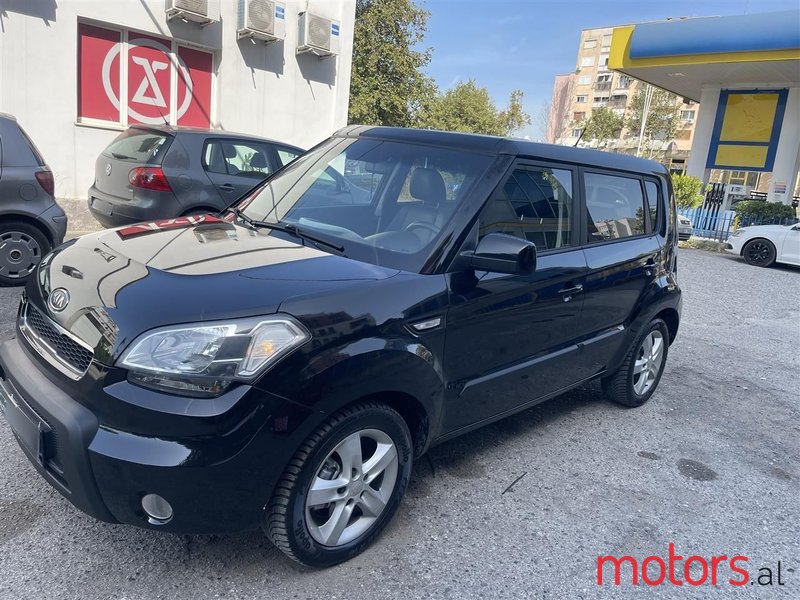 2010' Kia Soul photo #1