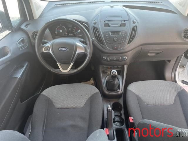 2016' Ford Courier photo #5