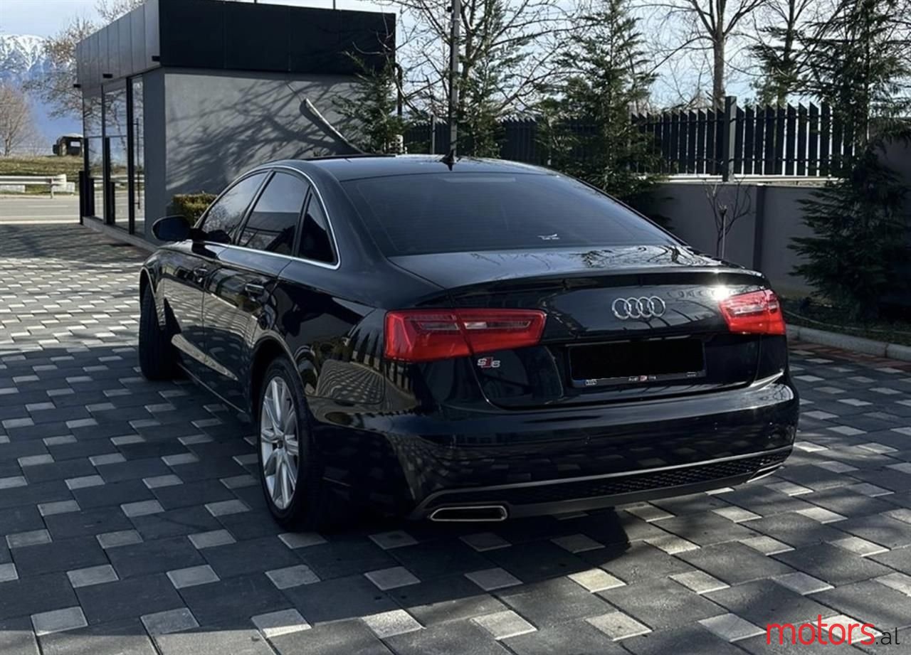 2012' Audi A6 photo #2