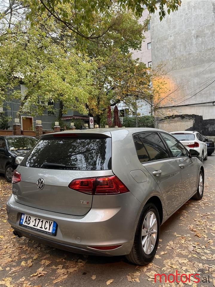 2016' Volkswagen Golf photo #3