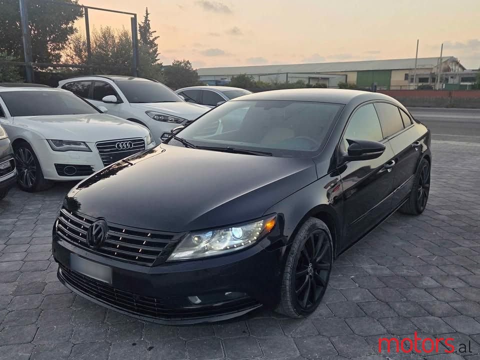 2013' Volkswagen Passat photo #2