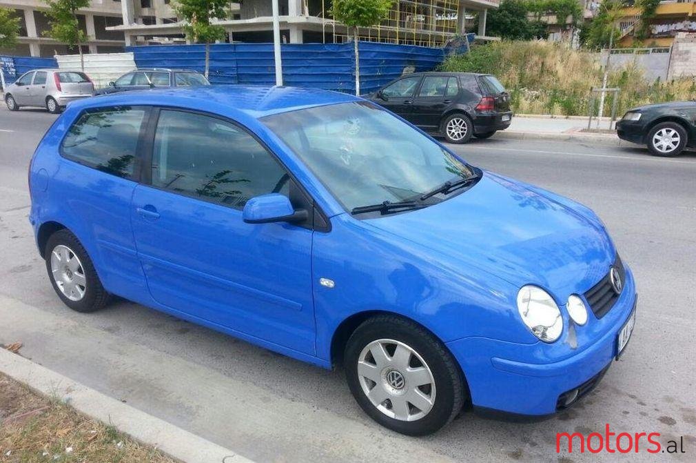 2004' Volkswagen Polo photo #2