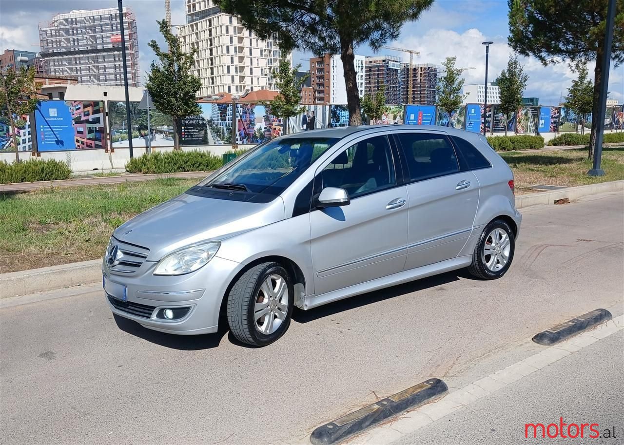 2007' Mercedes-Benz B 220 photo #1