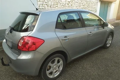 2009' Toyota Auris