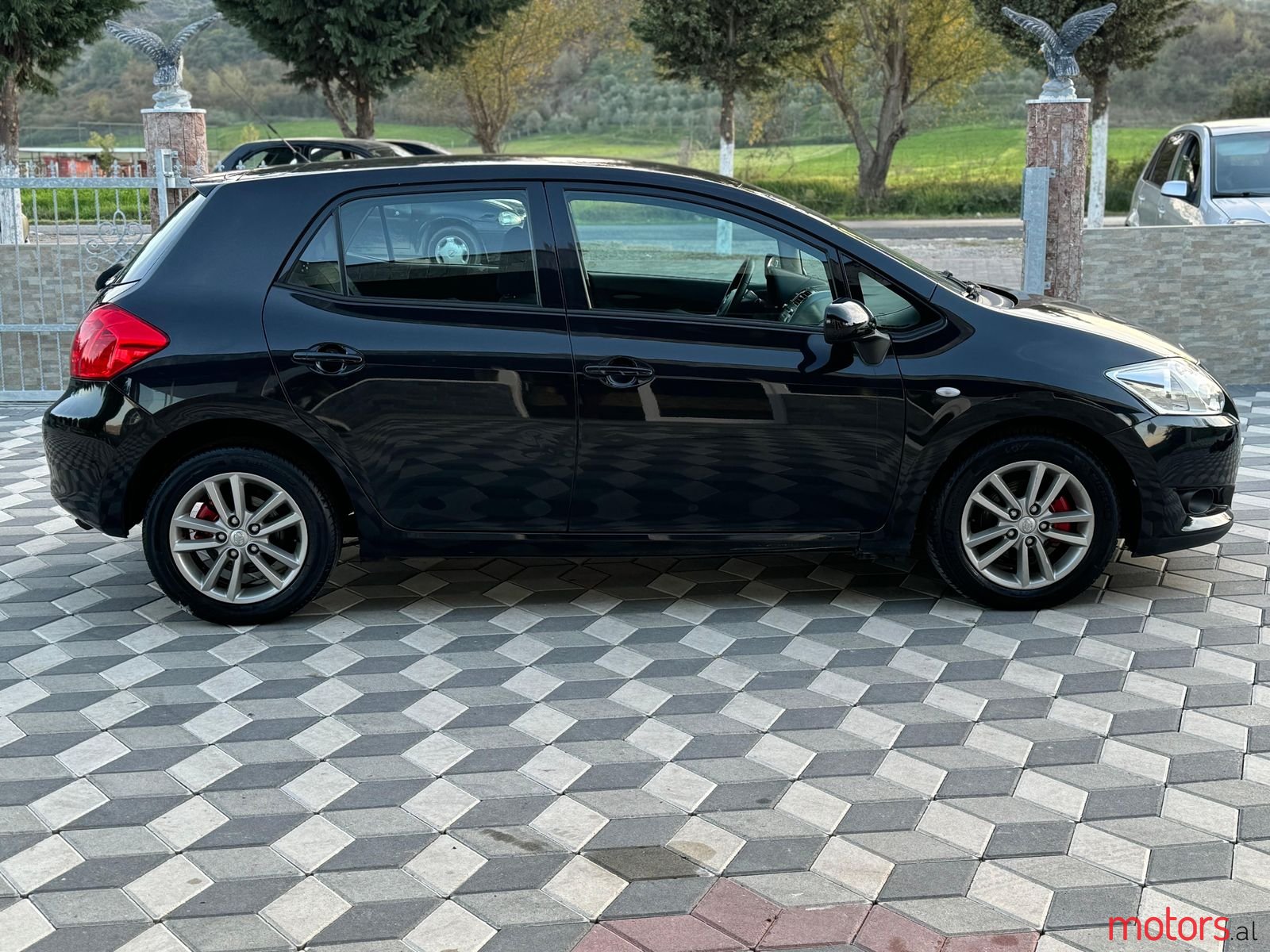 2008' Toyota Auris photo #6