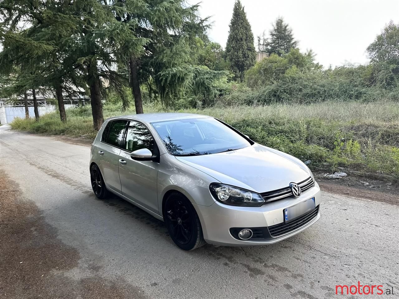 2009' Volkswagen Golf photo #1