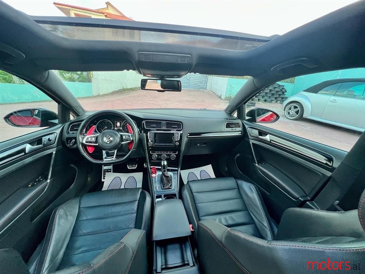 2015' Volkswagen Golf photo #4