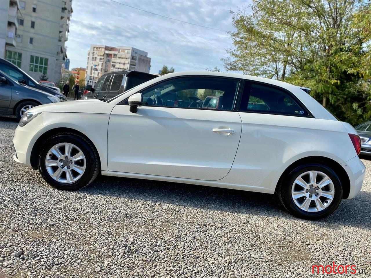 2011' Audi A1 photo #3