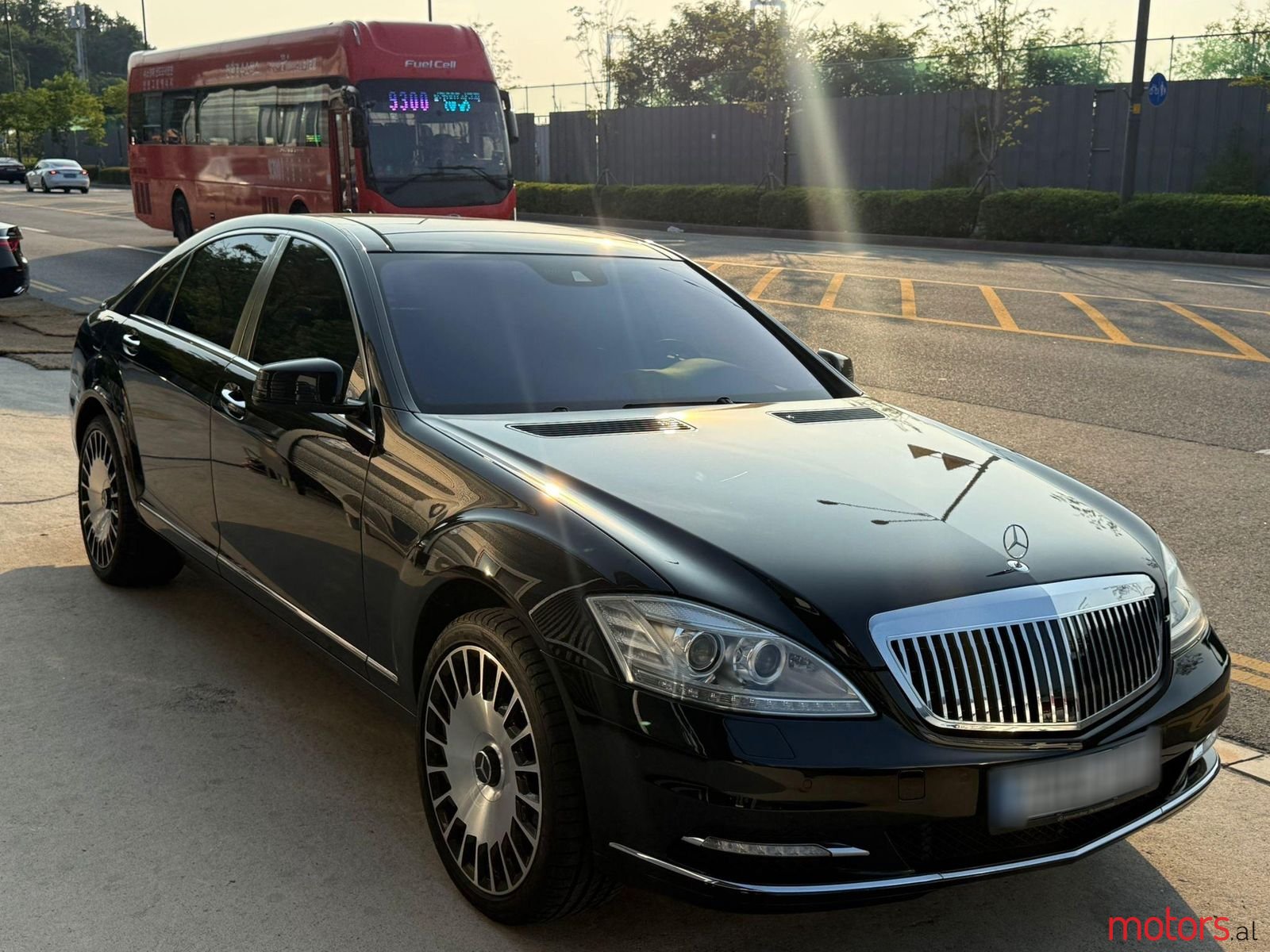2013' Mercedes-Benz S 500 photo #2
