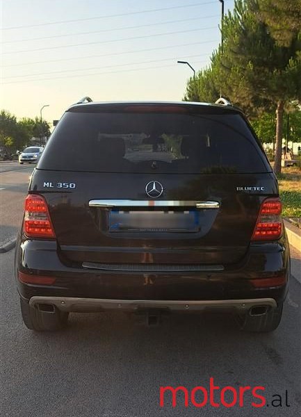 2011' Mercedes-Benz ML 350 photo #1