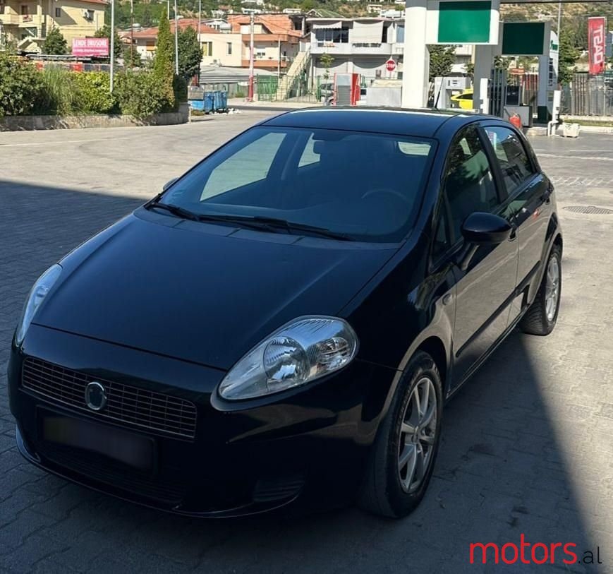 2008' Fiat Grande Punto photo #4