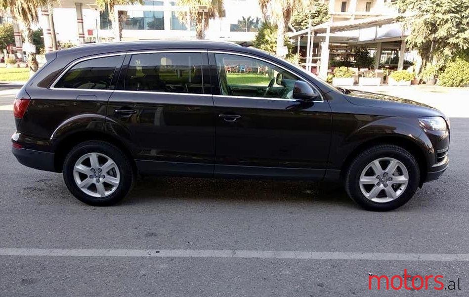 2010' Audi Q7 photo #1