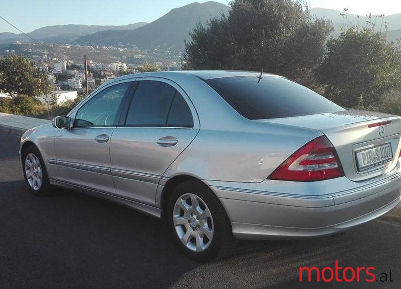 2004' Mercedes-Benz C 200 photo #2