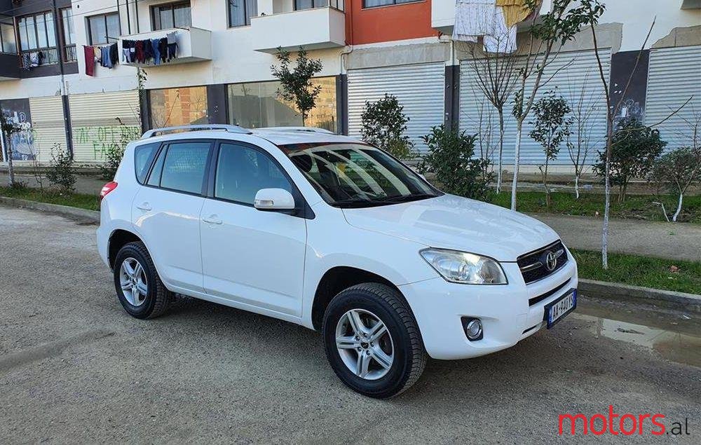 2010' Toyota RAV4 photo #1