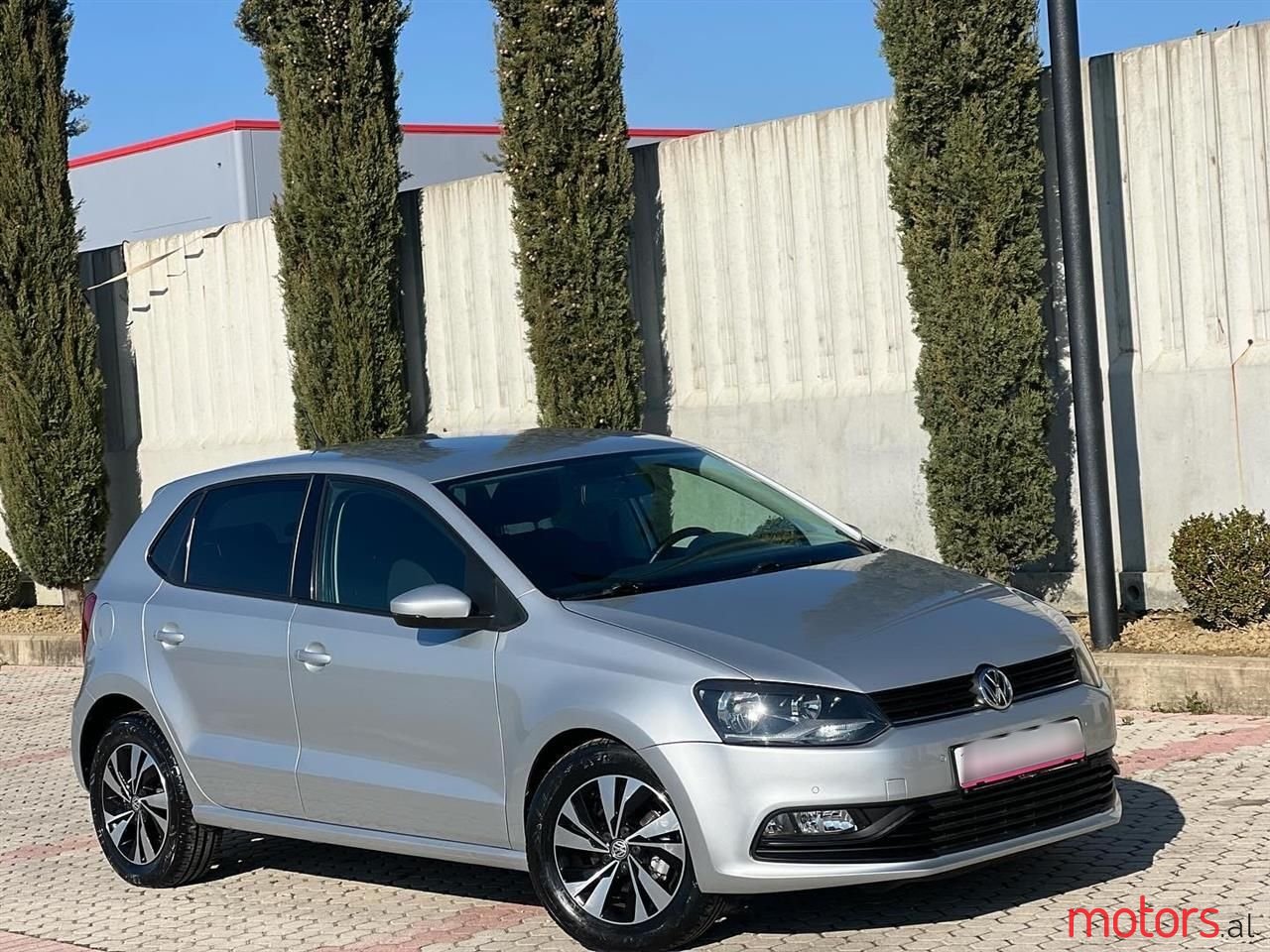 2012' Volkswagen Polo photo #5