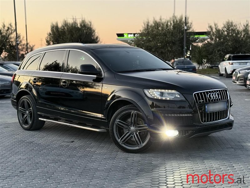 2011' Audi Q7 photo #1