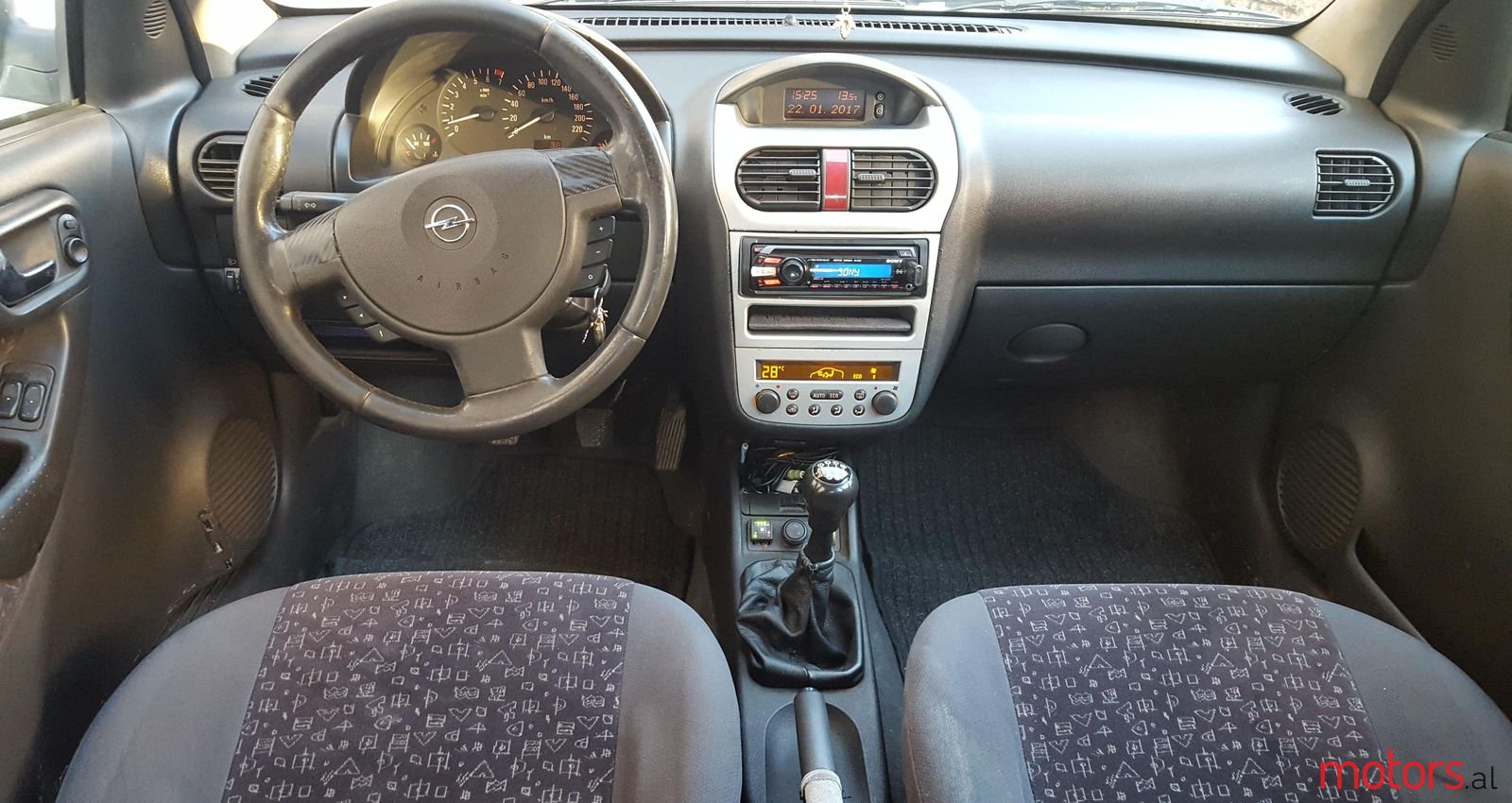 2003' Opel Corsa photo #1