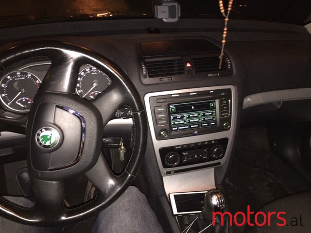 2009' Skoda Octavia photo #4