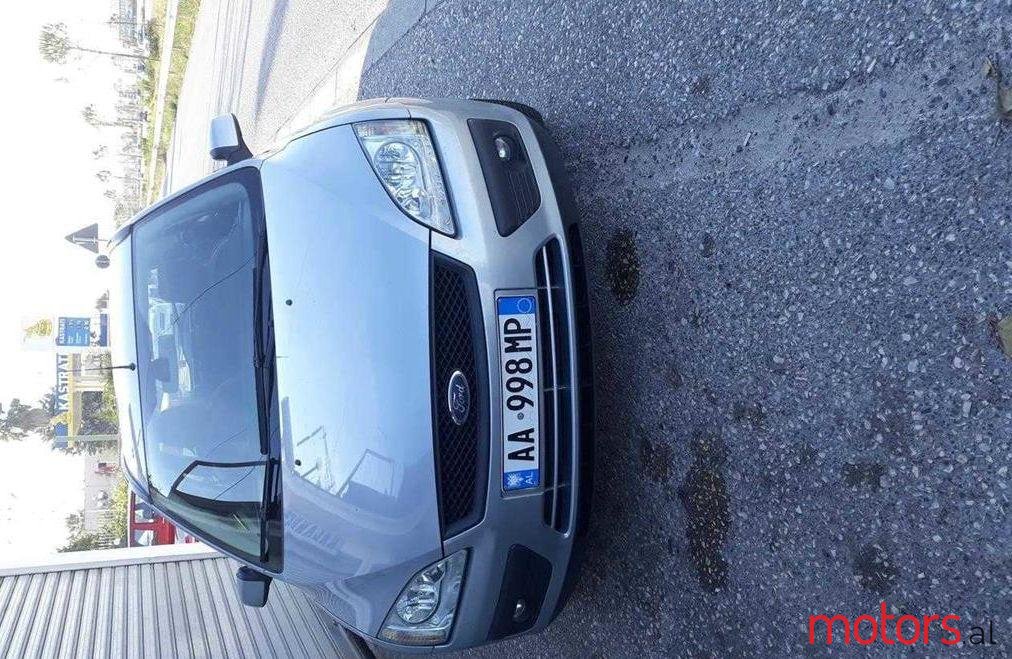 2005' Ford Focus photo #1