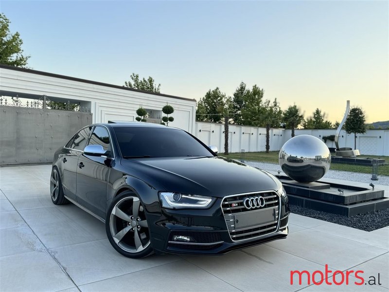 2013' Audi S4 photo #2