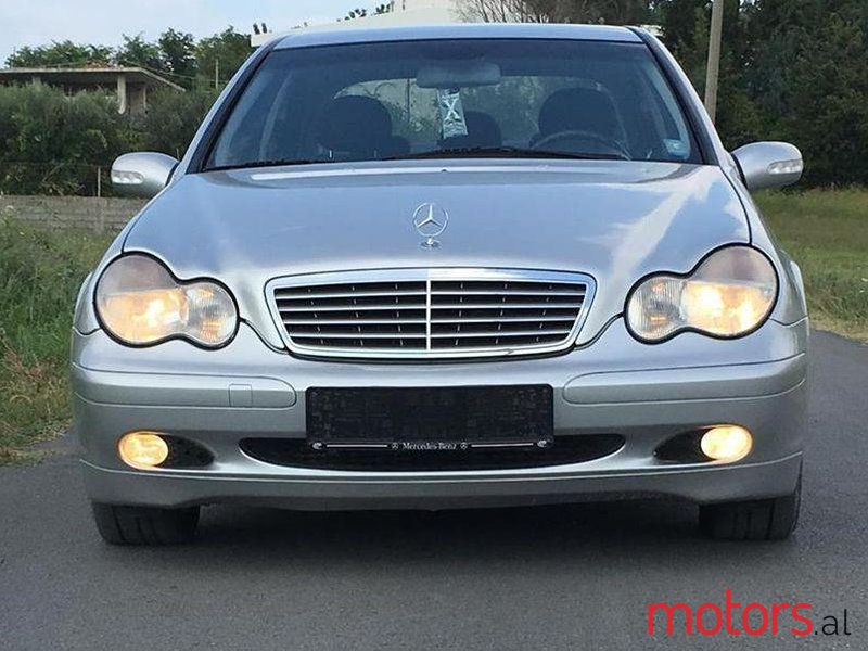 2003' Mercedes-Benz C 220 photo #1