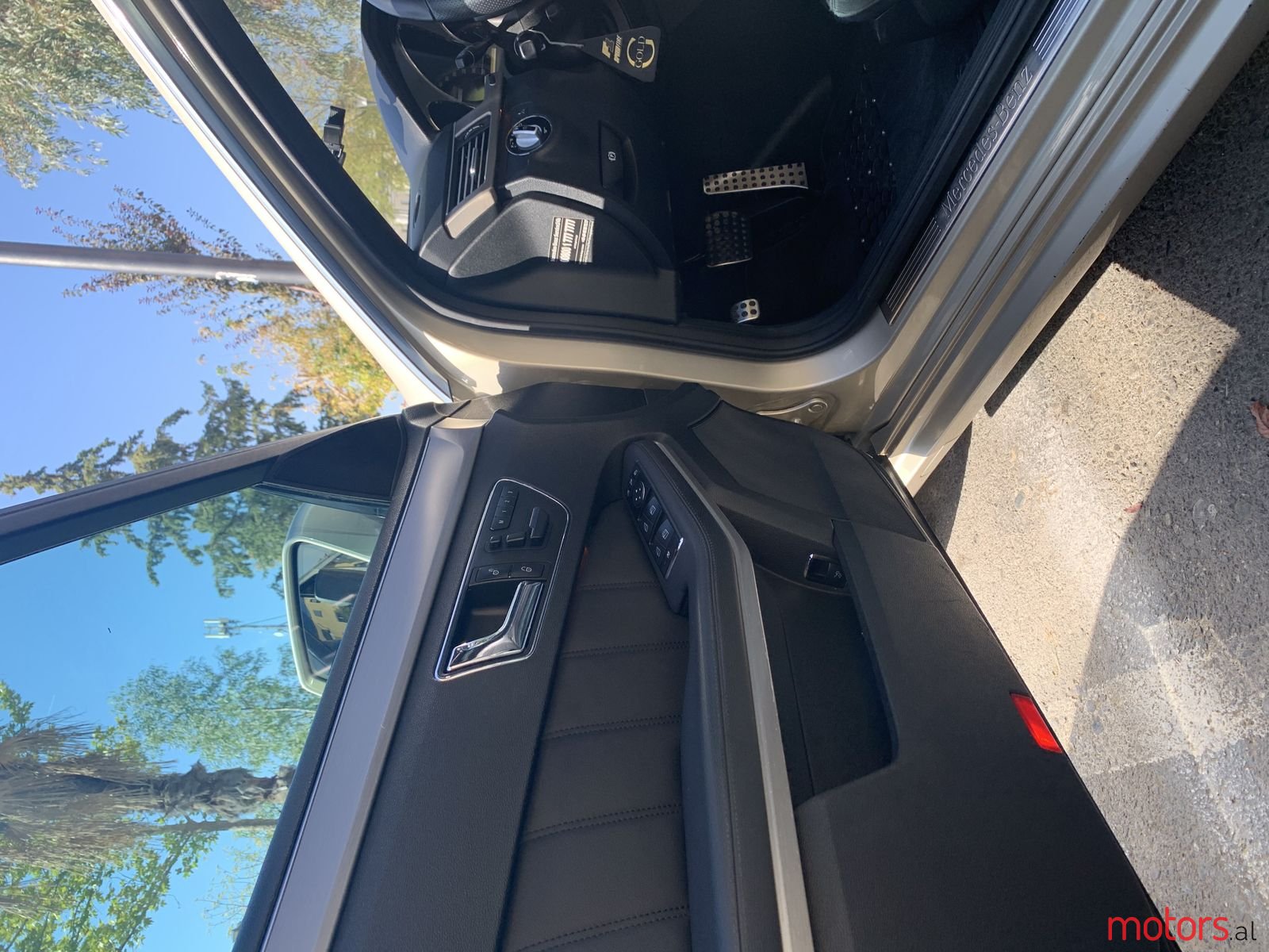 2012' Mercedes-Benz E-Class Mercedes e clas 350 viti photo #3